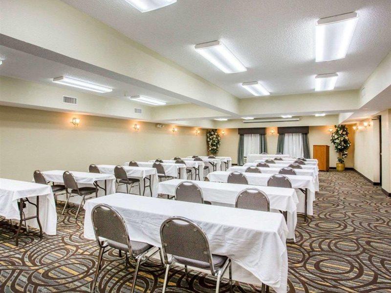Comfort Suites Лобанон Екстериор снимка