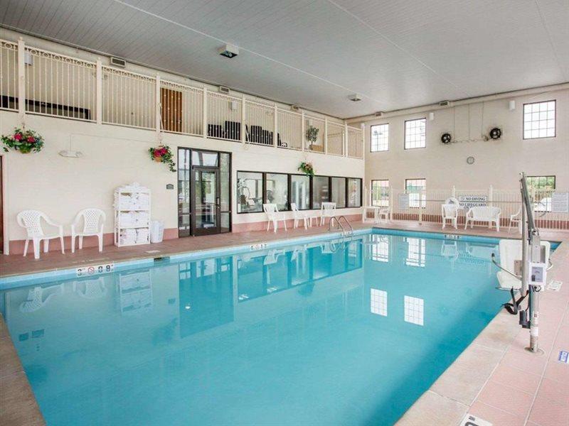 Comfort Suites Лобанон Екстериор снимка