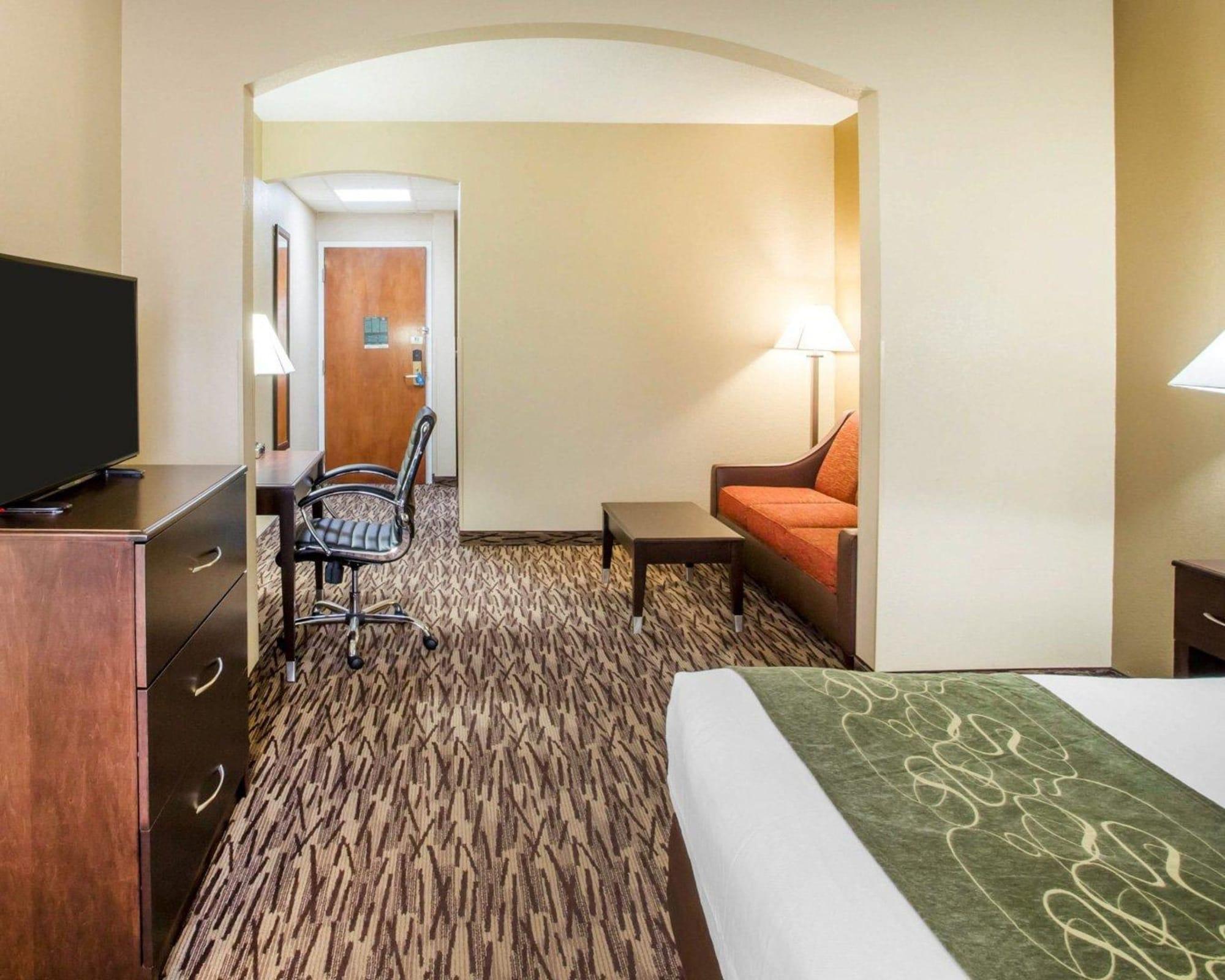 Comfort Suites Лобанон Екстериор снимка