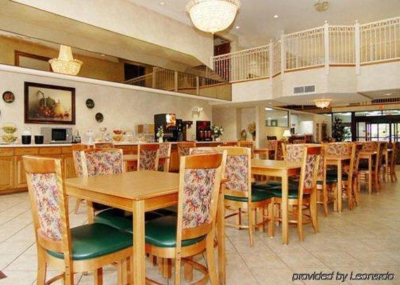 Comfort Suites Лобанон Ресторант снимка