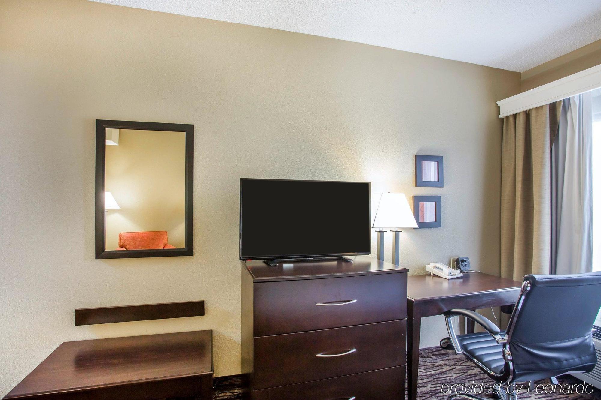 Comfort Suites Лобанон Екстериор снимка