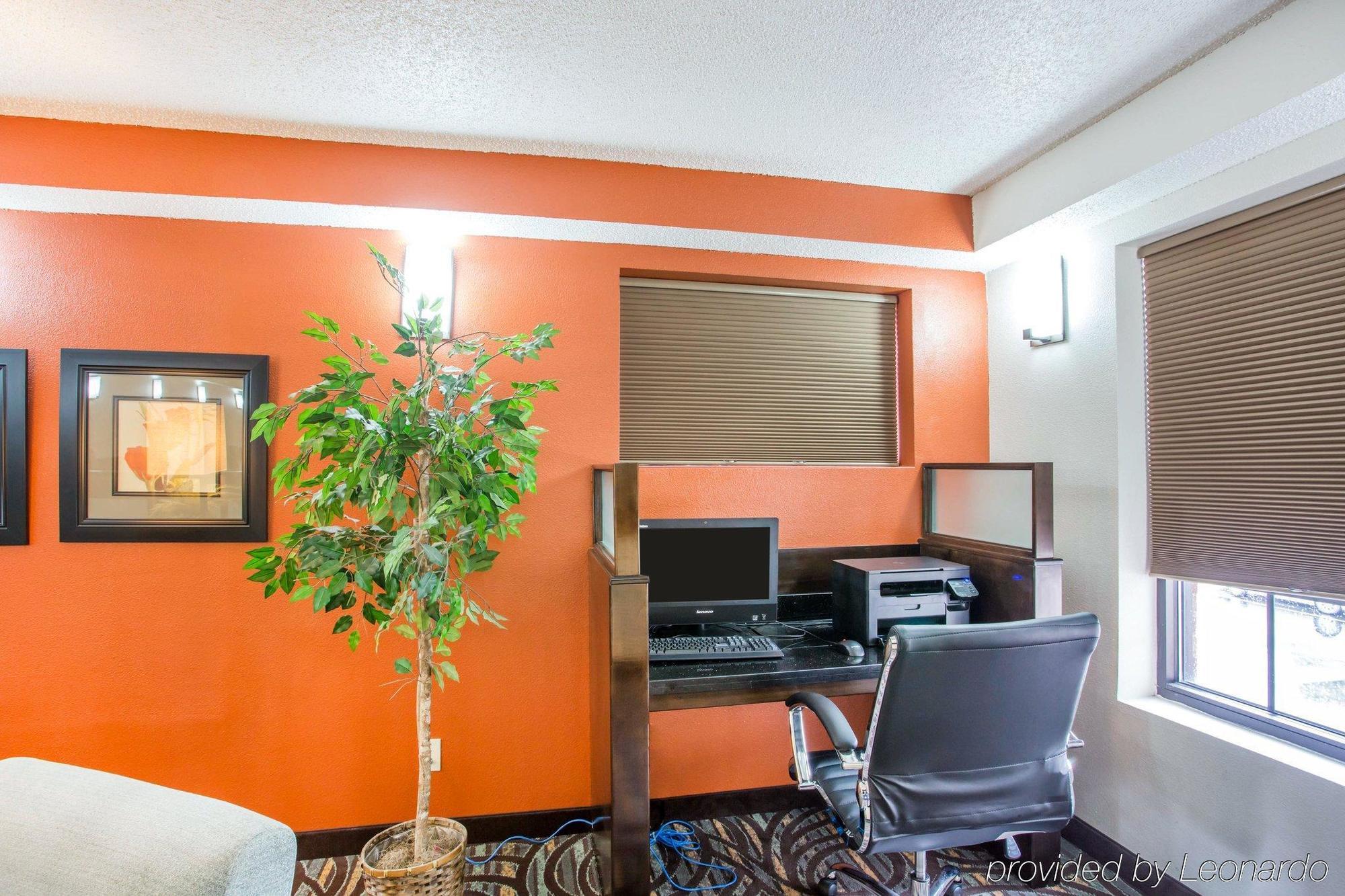 Comfort Suites Лобанон Екстериор снимка