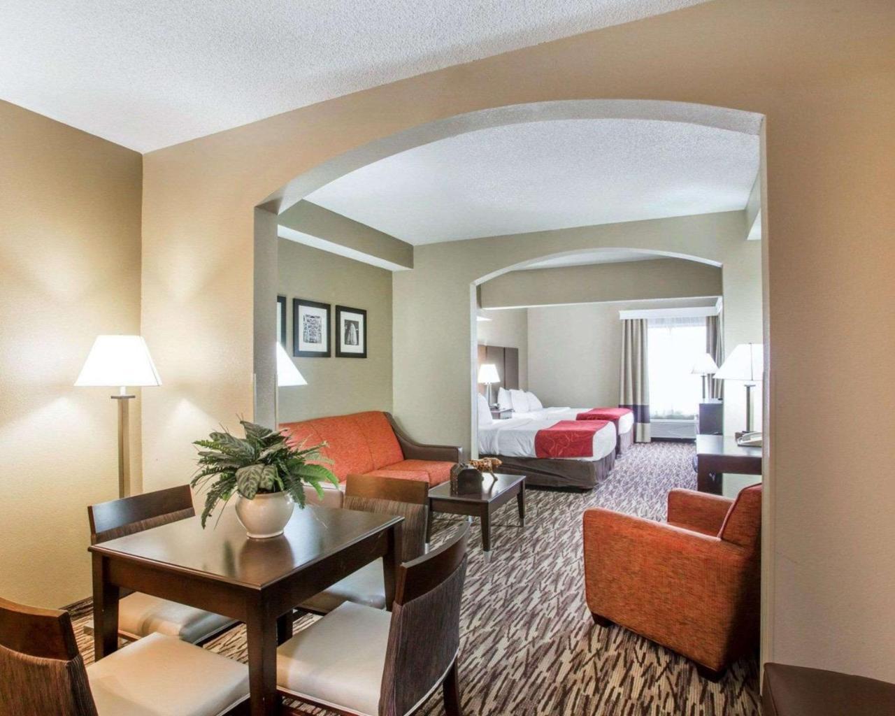 Comfort Suites Лобанон Екстериор снимка