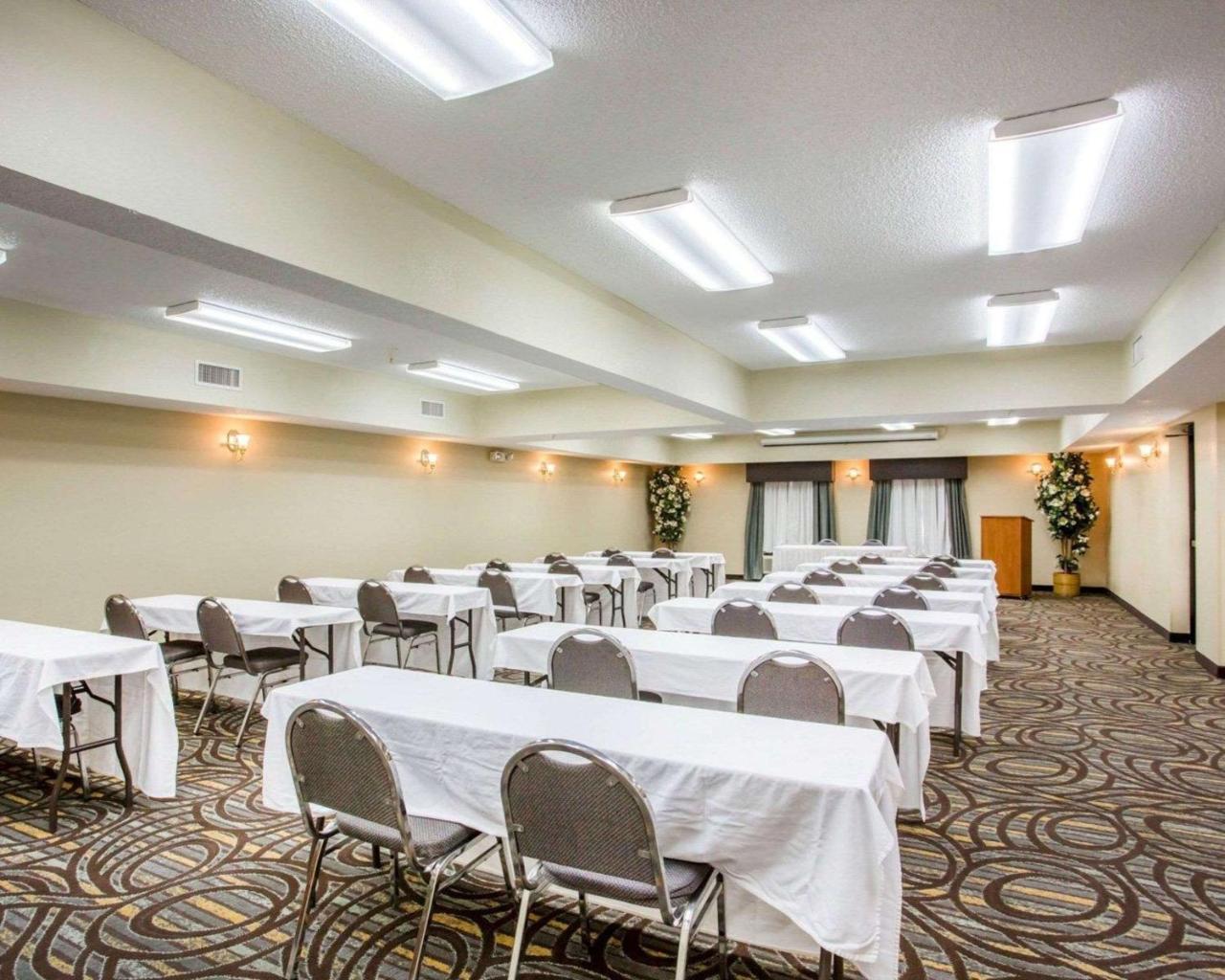 Comfort Suites Лобанон Екстериор снимка