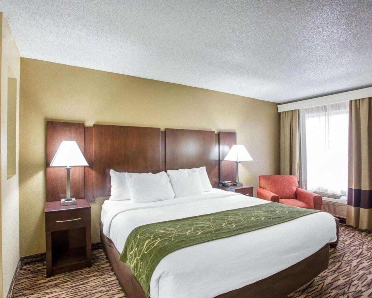 Comfort Suites Лобанон Екстериор снимка