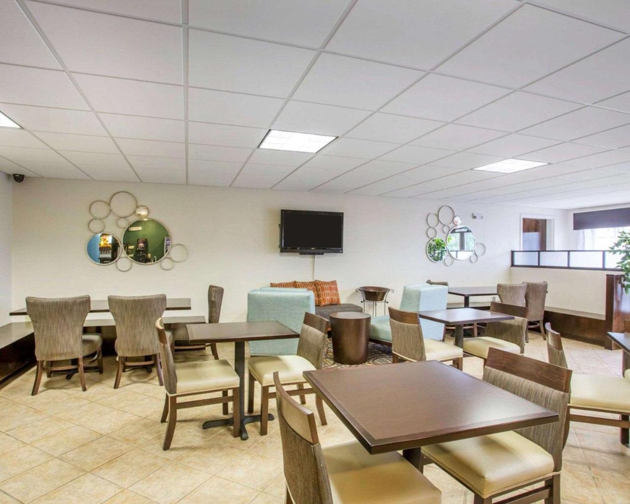 Comfort Suites Лобанон Екстериор снимка