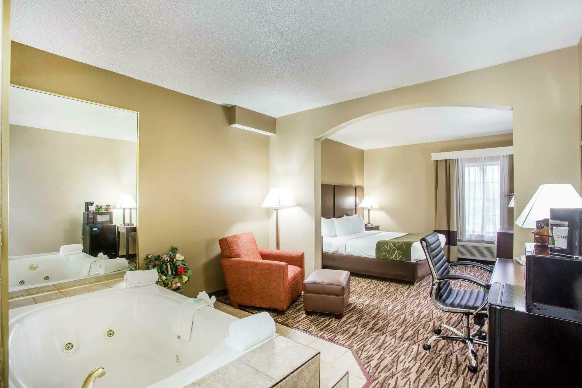 Comfort Suites Лобанон Екстериор снимка